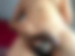 ZoeeMorettii's Live Sex Cam Show