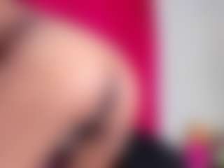 Live cam show with ZoeeMorettii - Drinking on nudelive.tv