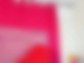 Live cam show with ZoeeMorettii - Flat Chested on Hubzter Live