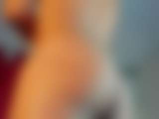 ZoeeMorettii's Live Sex Cam Show