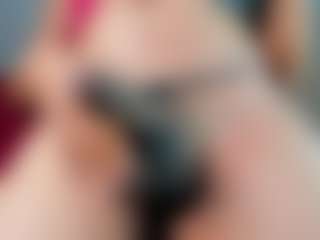 ZoeeMorettii's Live Sex Cam Show