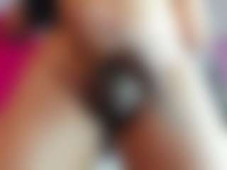 ZoeeMorettii's Live Sex Cam Show