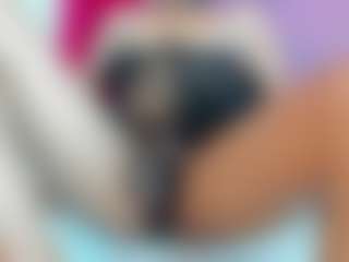 ZoeeMorettii's Live Sex Cam Show