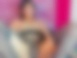 Live cam show with ZoeeMorettii - White on Camsoda | colombia