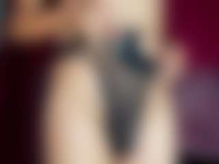 ZoeeMorettii's Live Sex Cam Show