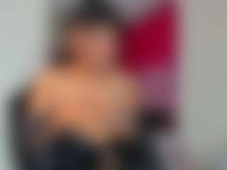Live cam show with ZoeeMorettii - Cumshot on Nude Live Now