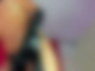 ZoeeMorettii's Live Sex Cam Show