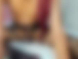 Live cam show with ZoeeMorettii - Smoking on CamwithHer