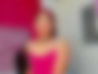 Live cam show with ZoeeMorettii - Black Hair on Nude Chat * 1 On 1 Webcam Sex * Live Cam Show
