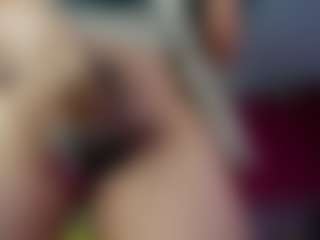 ZoeeMorettii's Live Sex Cam Show