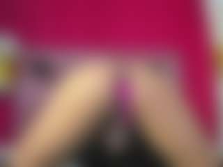 ZoeeMorettii's Live Sex Cam Show