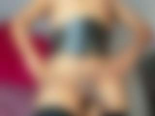 Live cam show with ZoeeMorettii - Bondage on CSO-WL