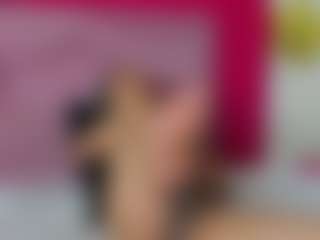 Live cam show with ZoeeMorettii - Bald on Camsoda