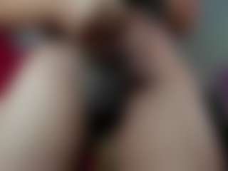 Show live cam dengan ZoeeMorettii - Brown Eyes di Camsoda