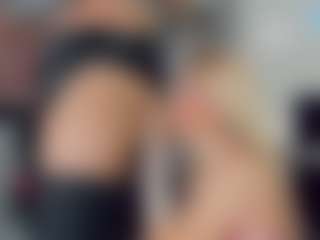 thiara-veky's Live Sex Cam Show