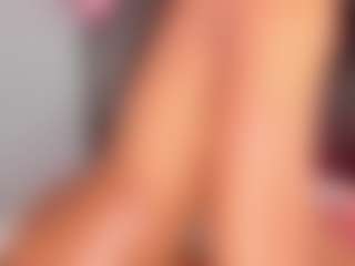 Live cam show with Ciara-Blake - Dildo on infinitiblacc.com