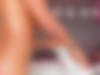 Live cam show with Ciara-Blake - Black Dildo on Camversity