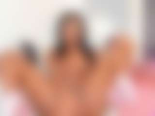 Live cam show with Ciara-Blake - Ebony Toys on StripNow | colombia