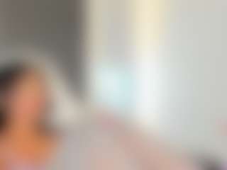 Live cam show with Ciara-Blake - Moaning on Dare Cams