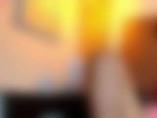 Live cam show with Max and Ashley - Dildo Or Vibrator on Milfs Live