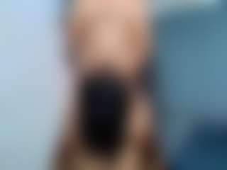 Live cam show with Max and Ashley - Orgasm on Gym Cam Girls