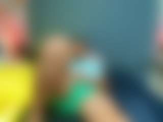 Live cam show with Max and Ashley - Facial on instabang