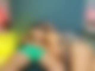 Live cam show with Max and Ashley - Drinking on EXY
