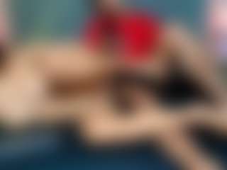 Live cam show with Max and Ashley - Facial on Camming Site