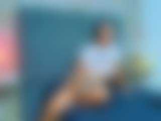 Live cam show with Max and Ashley - Cum on Fling VIP Chat