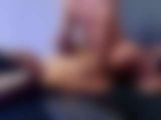 Live cam show with Max and Ashley - Cum on Fling VIP Chat