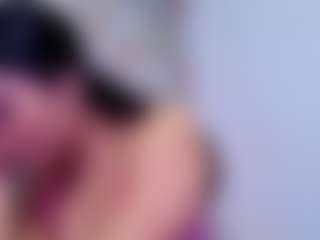 Live cam show with Max and Ashley - Brown Eyes on Gym Cam Girls