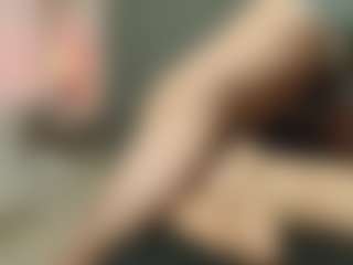 Live cam show with Max and Ashley - Drinking on crypto-cams