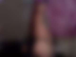 Rosariolovex's Live Sex Cam Show