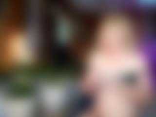 Live cam show with SashaBabes - Middle Aged on xDating