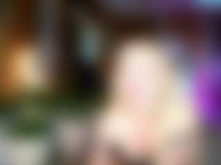 Live cam show with SashaBabes - Petite on Stripli.com