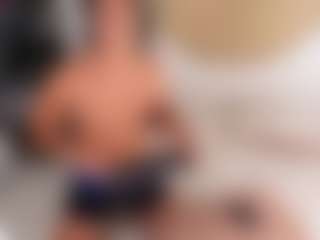 Live cam show with 69Hotemptation - Deepthroat on pussylord.com