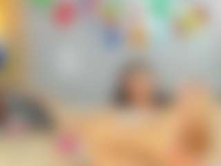 Live cam show with Antonella-West - Blonde Hair Petite on eurowanks.com
