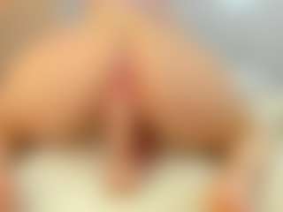 Live cam show with Antonella-West - Blonde Hair on hornycams.live