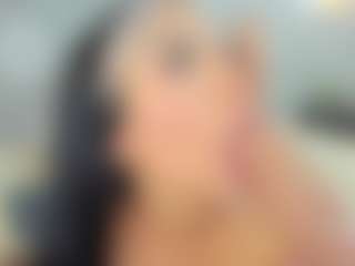 Live cam show with Antonella-West - Blonde Hair on Camsoda