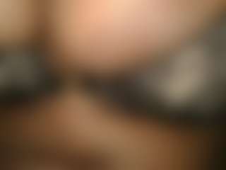 leelahrosesbigtits's Live Sex Cam Show