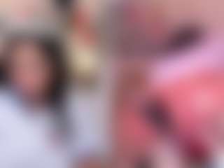 Live cam show with MayaRouse - Deepthroat on Camsoda