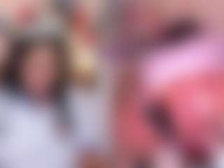 Live cam show with MayaRouse - Fingering on Camsoda