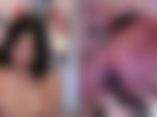 Live cam show with MayaRouse - Fingering on SquirtSoMuch