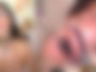 Live cam show with MayaRouse - Lush MILF on SxyPornLive