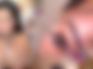 Live cam show with MayaRouse - Fingering MILF on Milfs Live