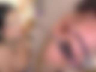 Live cam show with MayaRouse - Spank on TeamSkeetLive