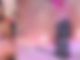 Live cam show with MayaRouse - Squirt on Camsoda