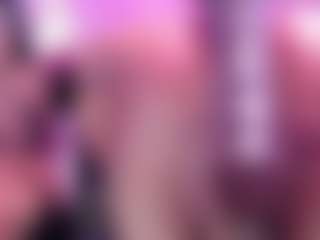 Live cam show with MayaRouse - Gamer Mature on Free Soda