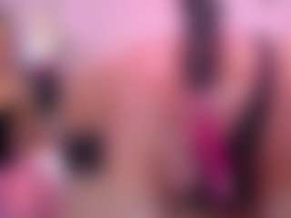 Live cam show with MayaRouse - Striptease MILF on crypto-cams
