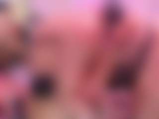 Live cam show with MayaRouse - Fingering MILF on livesuperchat.net